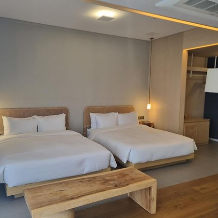 Hound Hotel Haeundae Signature Busan Exterior foto